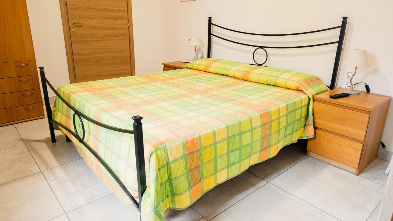 La Casa Di Nonna Agnese - Italian Homing Apartamento Padenghe sul Garda Exterior foto